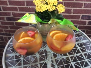 Kinky White Wine Sangria for two